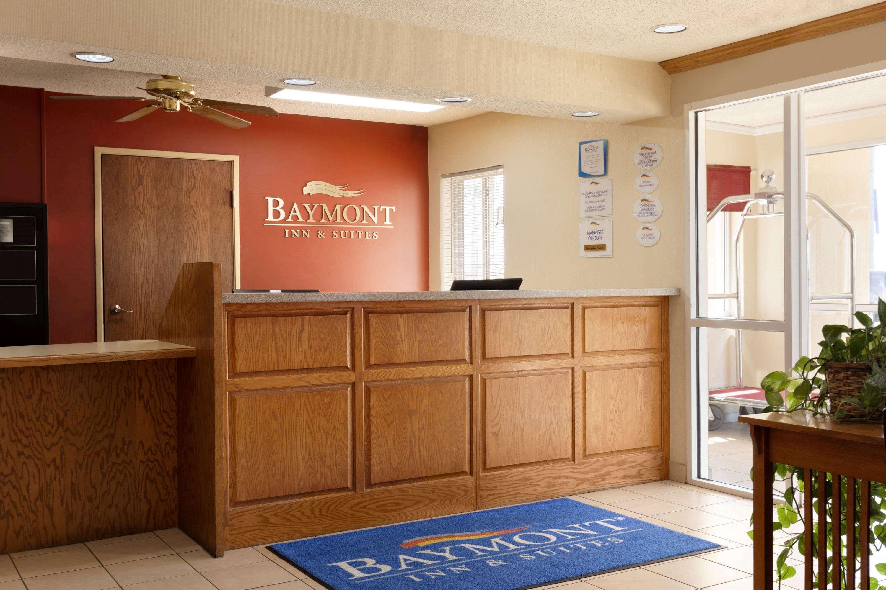 Baymont By Wyndham Salina Hotell Eksteriør bilde