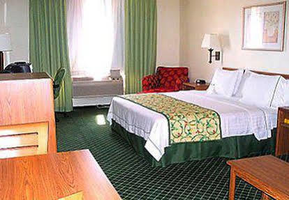 Baymont By Wyndham Salina Hotell Eksteriør bilde